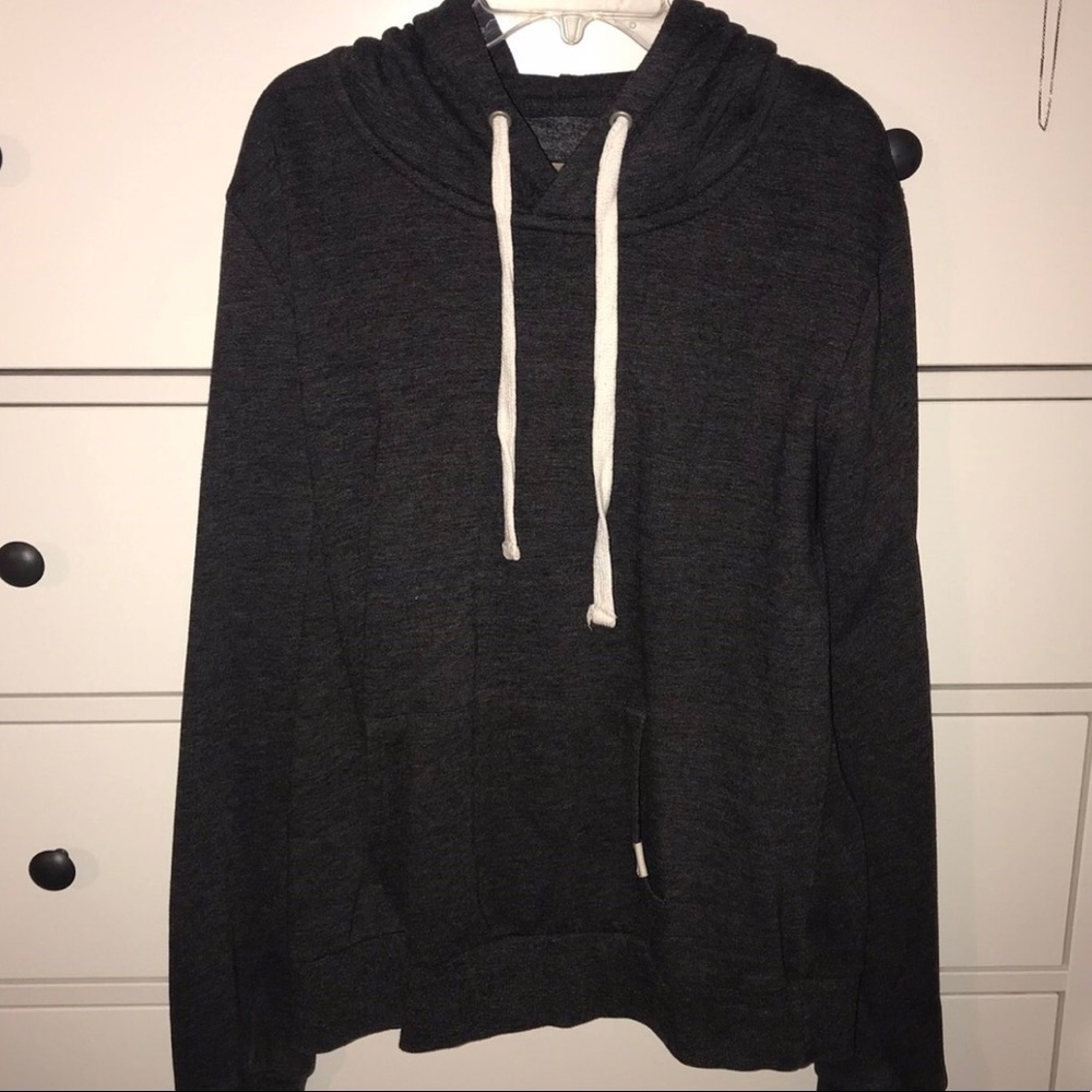 ADARK GREY PULLOVER